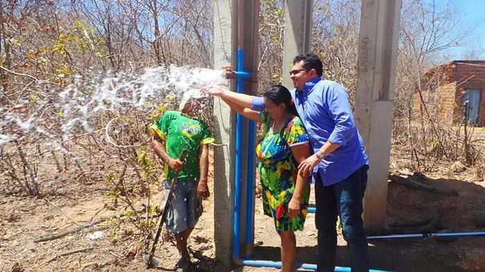 Prefeitura entrega poço na comunidade Canabrava - Imagem 2