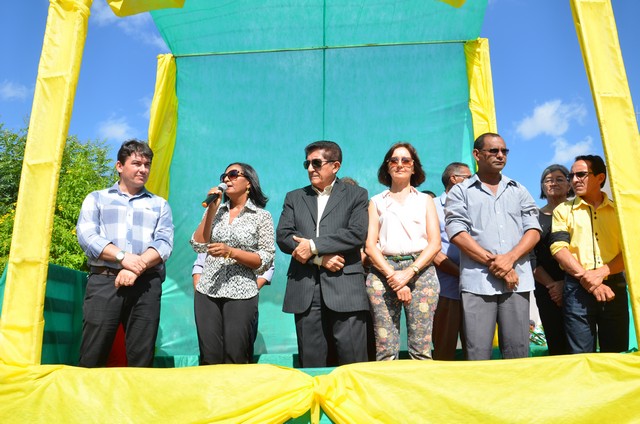 Depois de Muitos Anos Prefeitura Volta a Realizar Desfile Cívico Escolar - Imagem 209