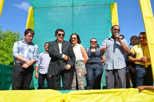 Depois de Muitos Anos Prefeitura Volta a Realizar Desfile Cívico Escolar - Imagem 210