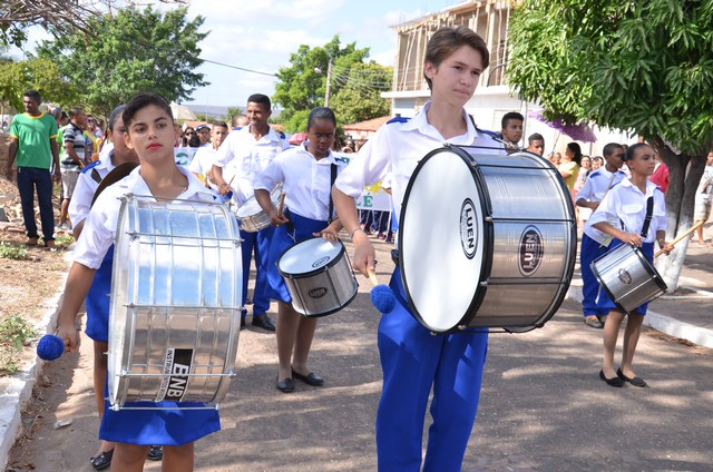Depois de Muitos Anos Prefeitura Volta a Realizar Desfile Cívico Escolar - Imagem 153