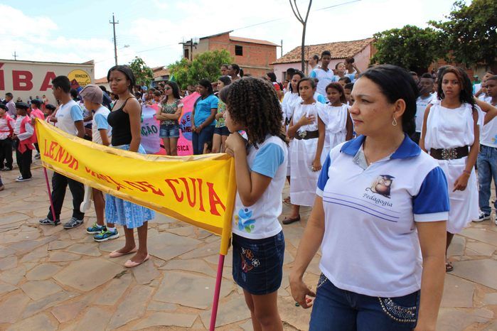 Desfile cívico de 7 de setembro reúne alunos e familiares e a comunidade em geral - Imagem 234