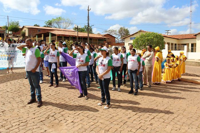 Desfile cívico de 7 de setembro reúne alunos e familiares e a comunidade em geral - Imagem 227