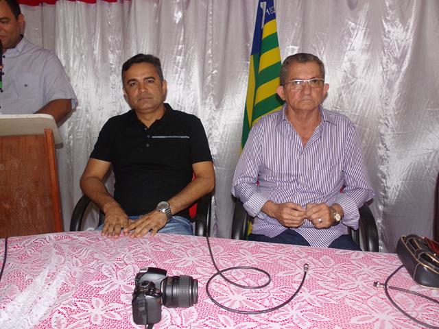 Conselheiros tutelares de Pimenteiras são empossados. Fotos  - Imagem 8