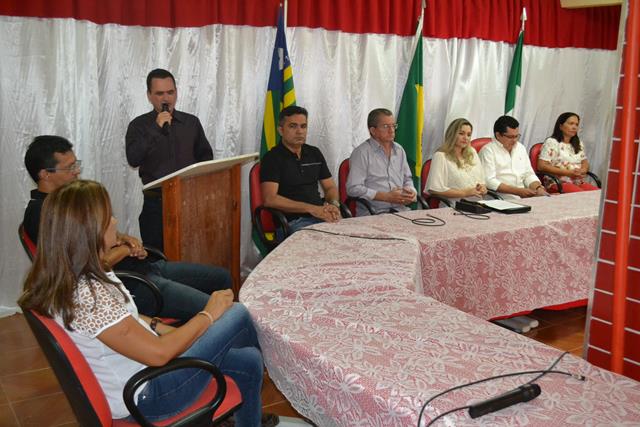 Conselheiros tutelares de Pimenteiras são empossados. Fotos  - Imagem 24