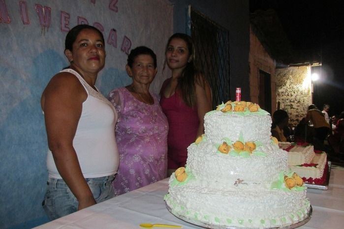 Dona Francisca comemora 69 anos ao lado de filhos e netos  - Imagem 21