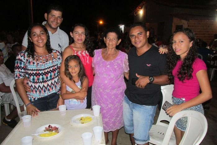 Dona Francisca comemora 69 anos ao lado de filhos e netos  - Imagem 35