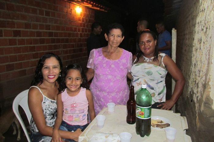 Dona Francisca comemora 69 anos ao lado de filhos e netos  - Imagem 40