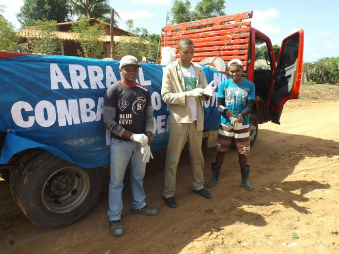  Faxina nos bairros, na luta pra não deixa o mosquito nascer. - Imagem 2