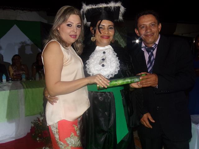 Veja fotos da formatura do curso técnico em enfermagem de Pimenteir - Imagem 27