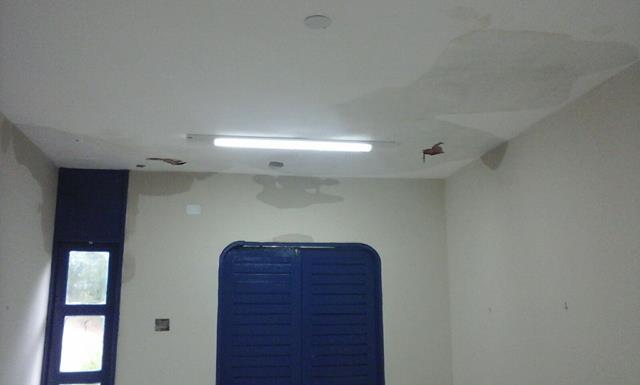 Água invade prédio do Emater e funcionários estão com medo     - Imagem 5