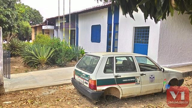 Água invade prédio do Emater e funcionários estão com medo     - Imagem 17