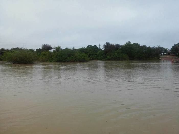 POPULAÇÃO DE BOA HORA COMEMORA CHEGADA DAS CHUVAS E CHEIA DO RIO LO - Imagem 3