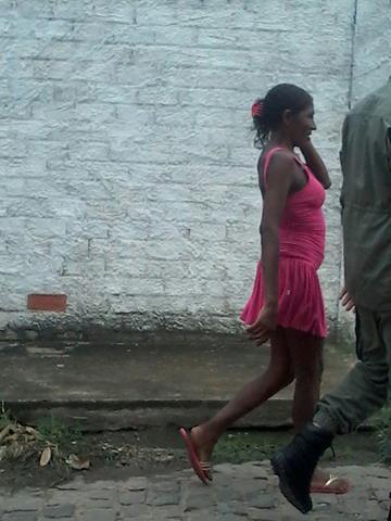 Homem traído sobe em torre de telefonia ameaça se jogar - Imagem 8