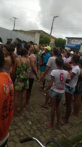 Homem traído sobe em torre de telefonia ameaça se jogar - Imagem 6