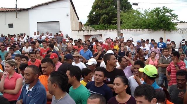 Homem traído sobe em torre de telefonia ameaça se jogar - Imagem 2