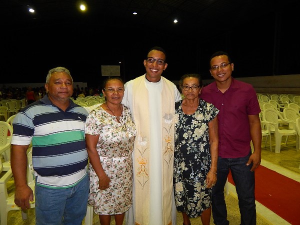 Padre Jozifran é nomeado primeiro Administrador da Área Pastoral de - Imagem 42