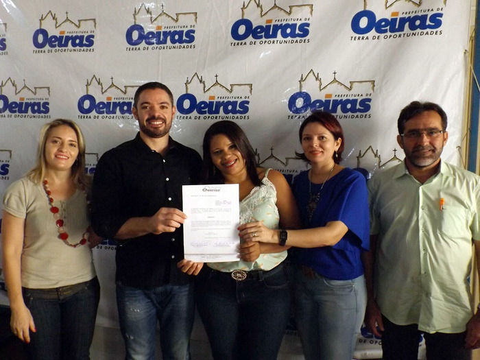 Aprovados em concurso público de Oeiras assumem cargos - Imagem 4