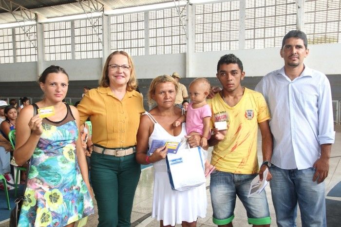  6 mil famílias de Miguel Alves recebem beneficio do programa bolsa - Imagem 24