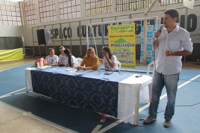  6 mil famílias de Miguel Alves recebem beneficio do programa bolsa - Imagem 19