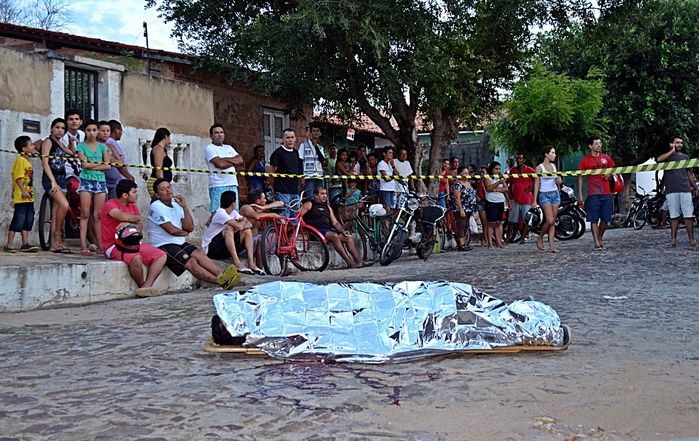 Contador morre após cair de moto tentando desviar de cachorro - Imagem 2