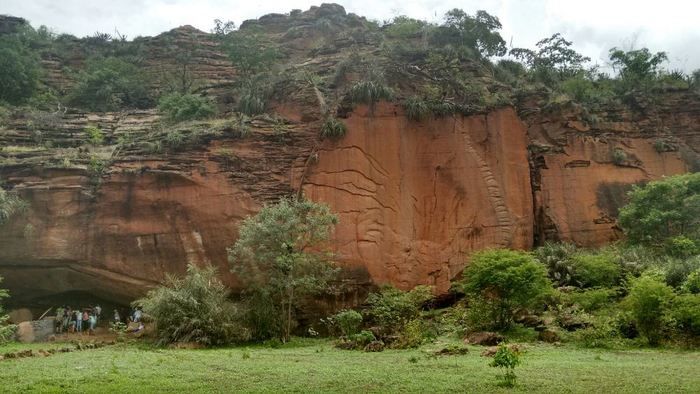 Alunos da UFPI visitam pinturas rupestres em Dom Expedito Lopes - Imagem 83