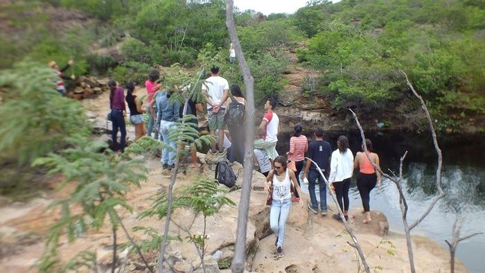 Alunos da UFPI visitam pinturas rupestres em Dom Expedito Lopes - Imagem 36