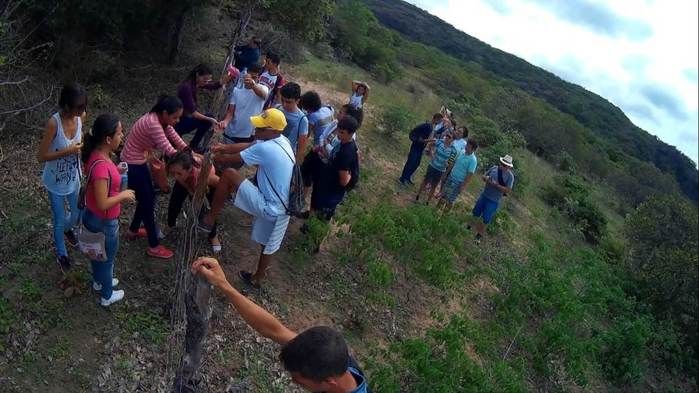 Alunos da UFPI visitam pinturas rupestres em Dom Expedito Lopes - Imagem 48