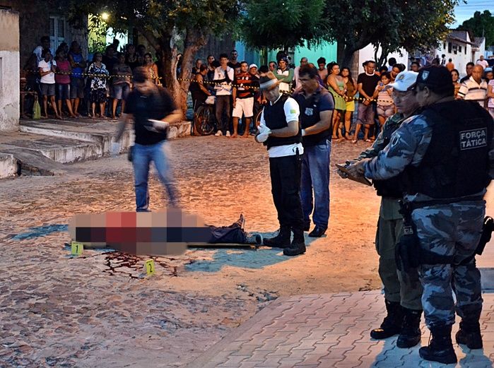 Contador morre após cair de moto tentando desviar de cachorro - Imagem 3