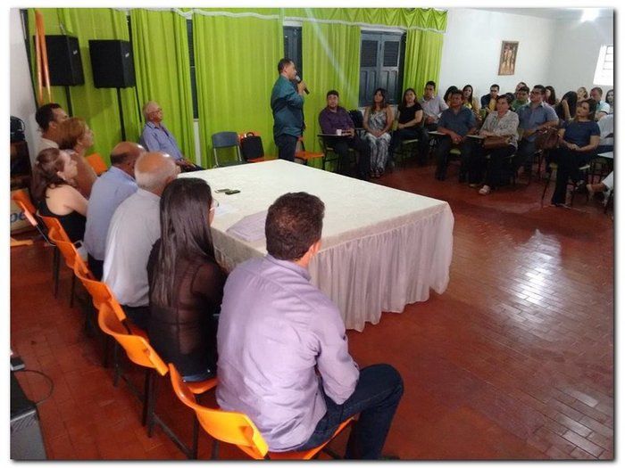 Prefeito Dr. Moura nomeia e empossa novos 28 funcionários - Imagem 32