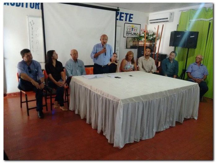 Prefeito Dr. Moura nomeia e empossa novos 28 funcionários - Imagem 5