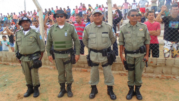 Com 5 gols Varjota vence na estreia do campeonato municipal 2016 - Imagem 9