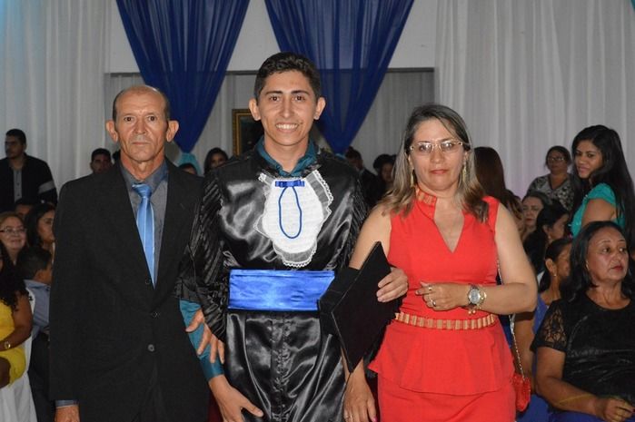 Formatura de jovens Capitão de Campenses Curso Pedagogia. - Imagem 2