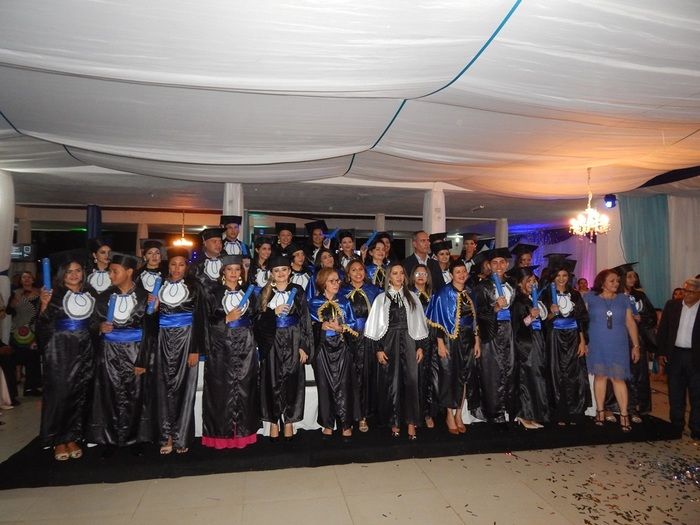 Autoridades prestigia formatura de jovens Capitão de Campenses.  - Imagem 12