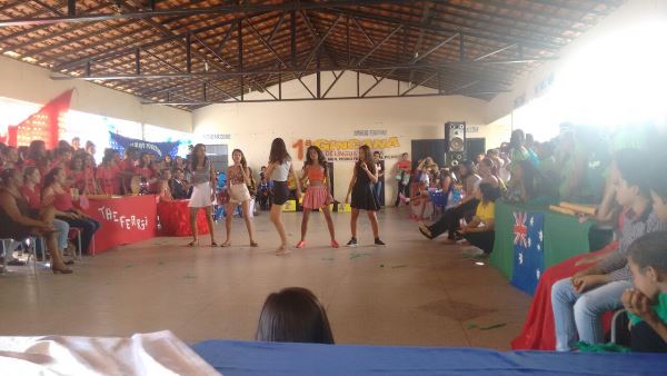 Escolas realizam atividades na semana da criança em Santo Inácio - Imagem 12