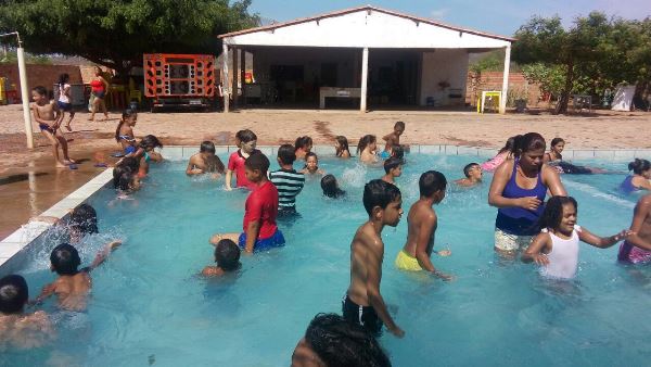 Escolas realizam atividades na semana da criança em Santo Inácio - Imagem 39