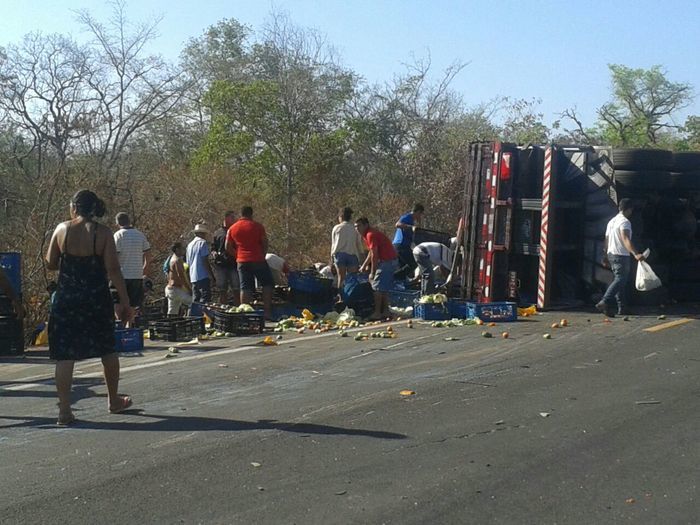 Acidente com vitima fatal entre Capitão de Campos e Cocal de Telha  - Imagem 2