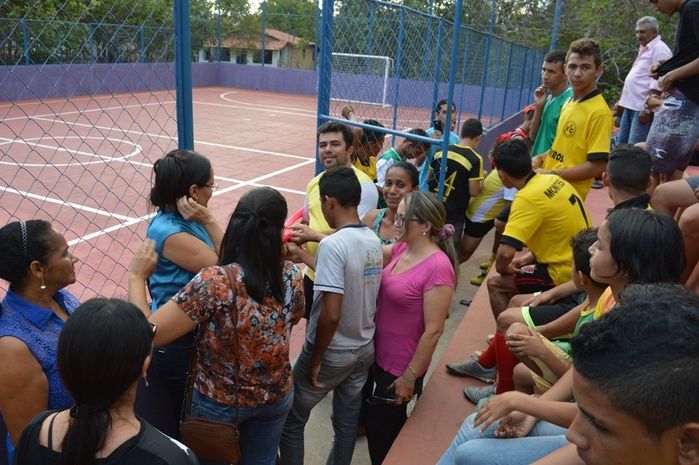 Escola da zona rural recebe uma Quadra de Esporte.  - Imagem 1
