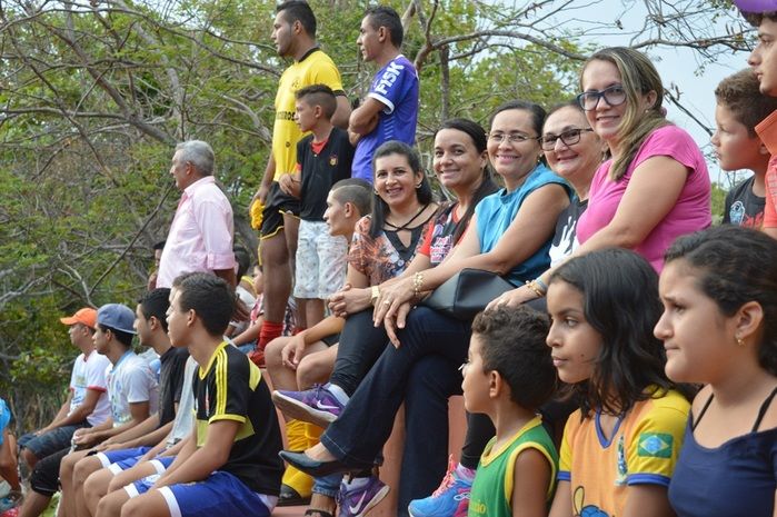 Escola da zona rural recebe uma Quadra de Esporte.  - Imagem 11
