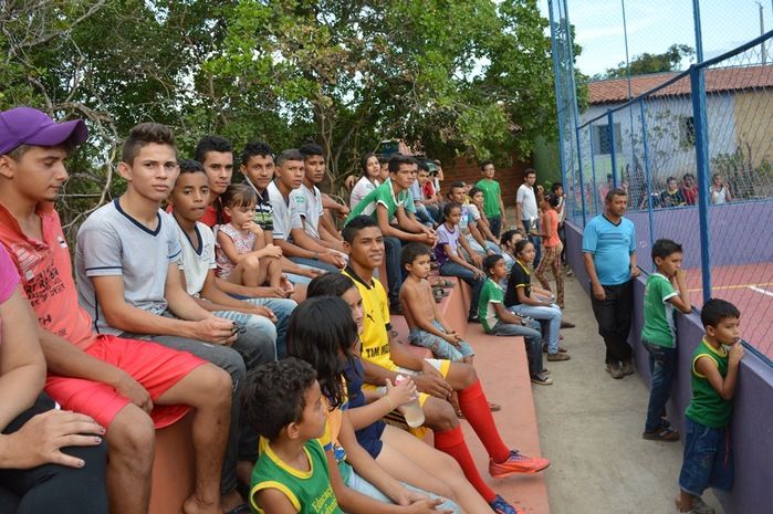 Escola da zona rural recebe uma Quadra de Esporte.  - Imagem 12