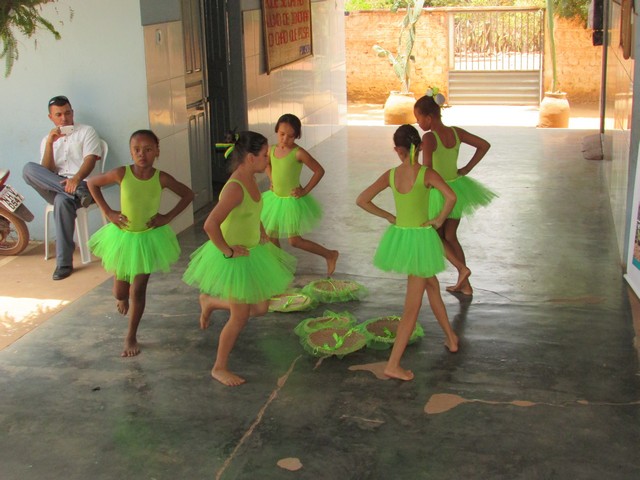 Escola Liberato Vieira Recebe Visitas de Professores - Imagem 42