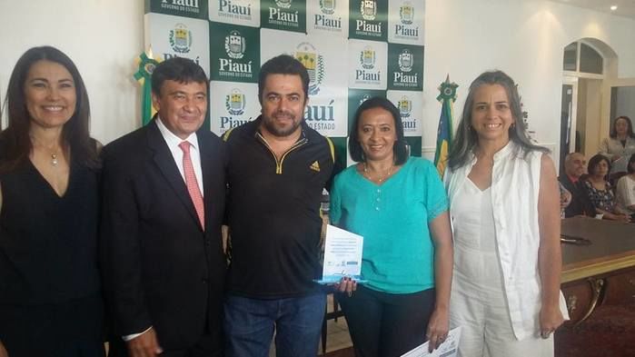 Prefeito Moisés Barbosa prestigia homenagem aos médicos Cubanos. - Imagem 3