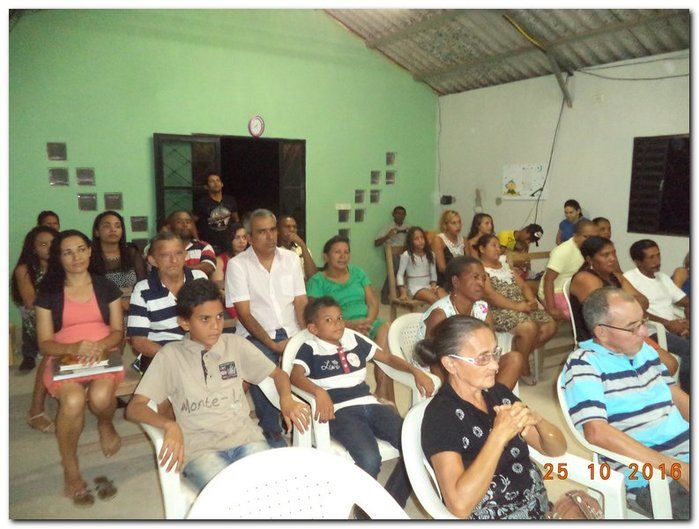 Cantor Elias se apresentou na Igreja Adventista do 7º Dia de Inhuma - Imagem 3