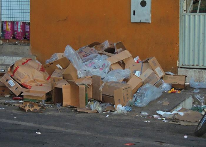 Lixo volta acumular e gera fedor e risco de doenças - Imagem 13