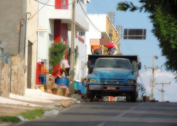 Coleta de lixo volta a funcionar em Pedro II - Imagem 1