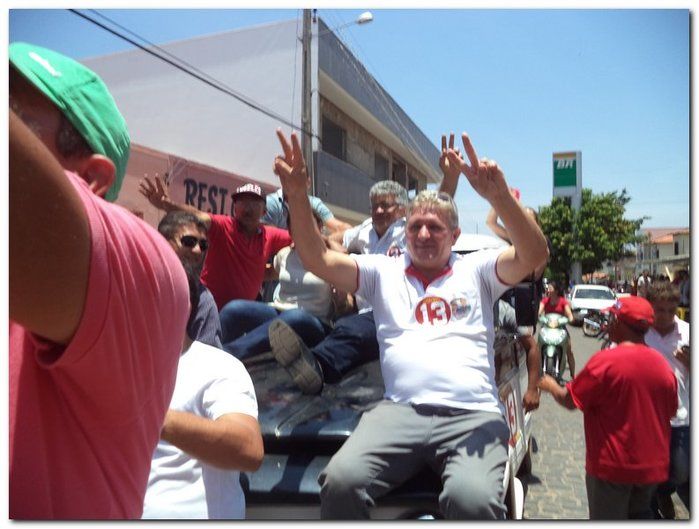 Silva Júnior ganha a eleição em Inhuma - Imagem 13