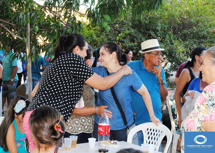Vereador Fabiano Oliveira dá festa para amigos e correligionários  - Imagem 21