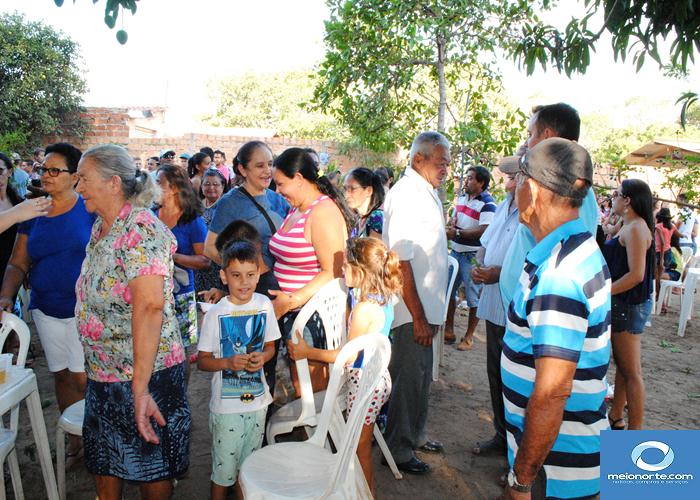 Vereador Fabiano Oliveira dá festa para amigos e correligionários  - Imagem 23