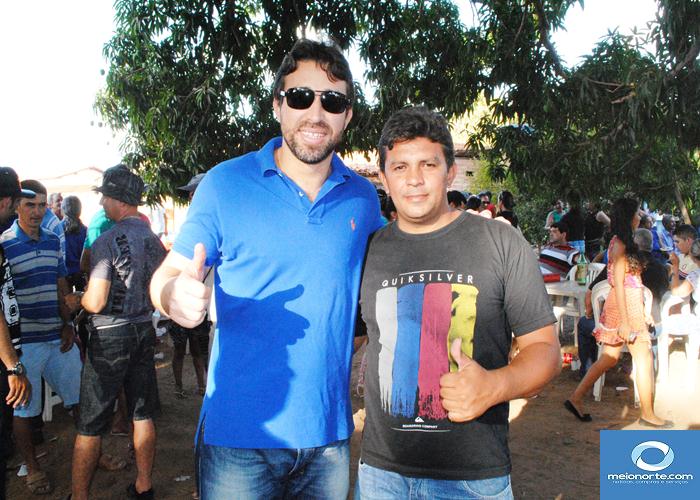 Vereador Fabiano Oliveira dá festa para amigos e correligionários  - Imagem 7