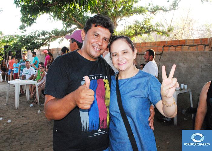 Vereador Fabiano Oliveira dá festa para amigos e correligionários  - Imagem 48