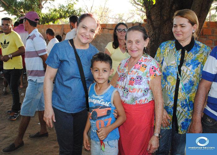 Vereador Fabiano Oliveira dá festa para amigos e correligionários  - Imagem 51